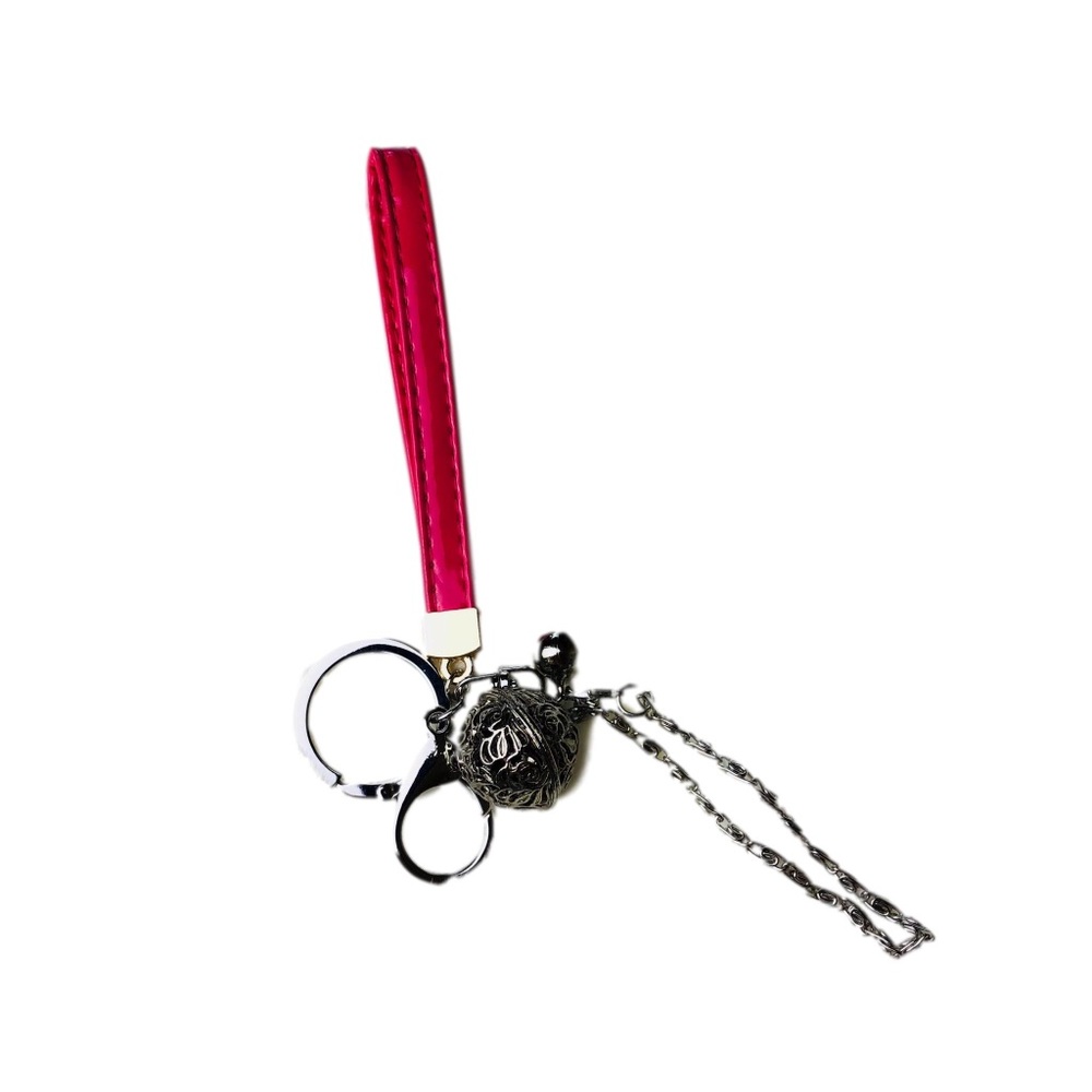 Key Ring with Wristlet  (m)